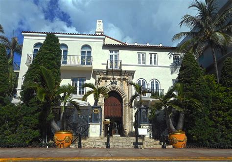 casa casuarina versace mansion|casa casuarina wikipedia.